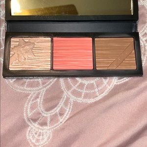 MAC Cosmetics Makeup - Mac Shiny Pretty Things Face Palette MAC Cosmetics Makeup - Mac Shiny Pretty Things Face Palette